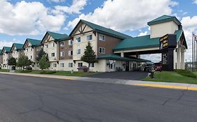 Gray Wolf Inn & Suites